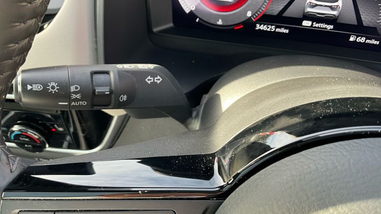 Nissan Qashqai 1.3 DiG-T MH Tekna 5dr Petrol Hatchback